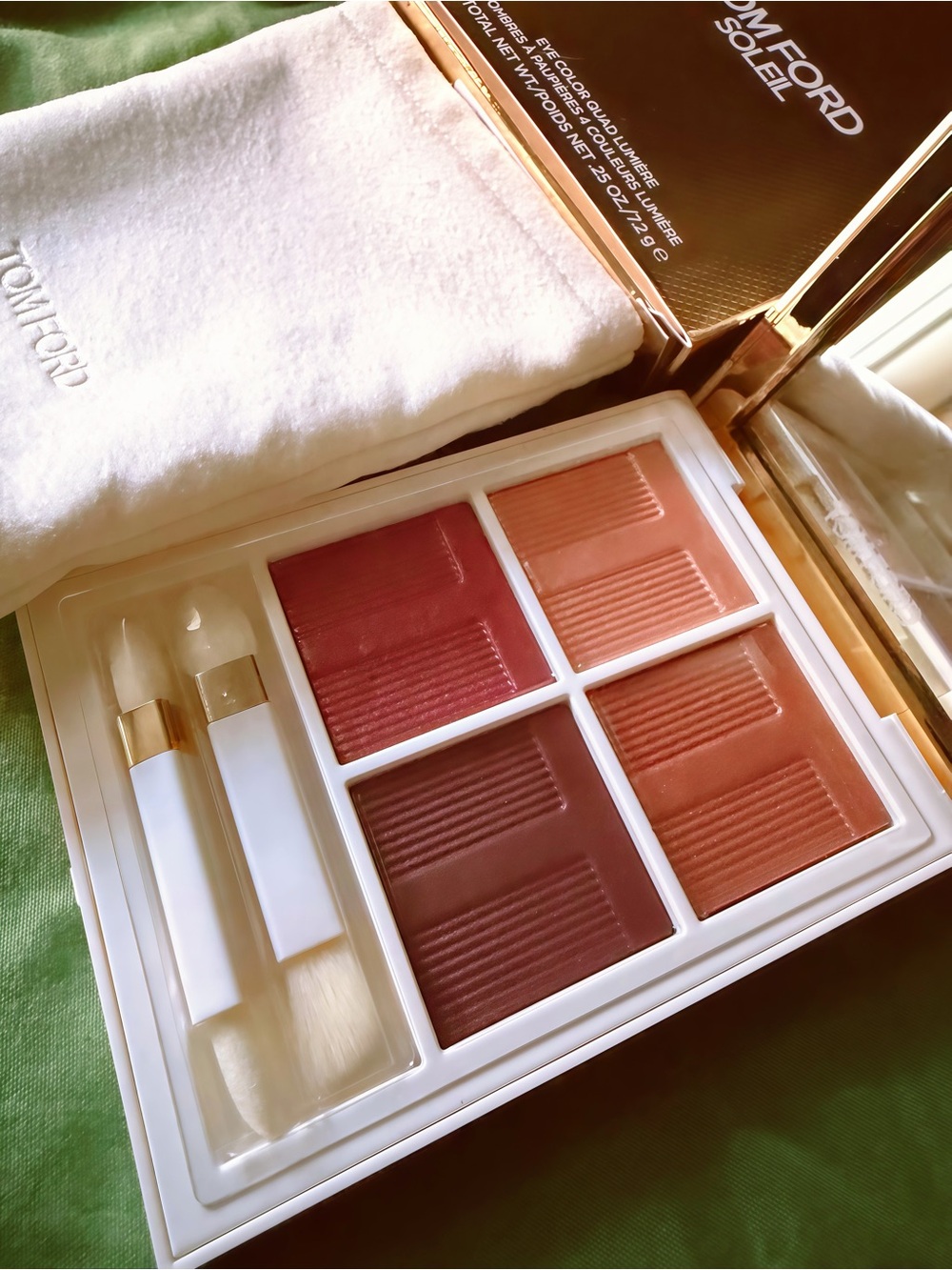 Tom Ford Soleil Eye Color Quad (New in box) - Picture 2 of 4